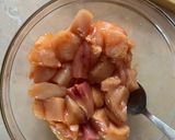 Foto langkah ke 2 dari resep Ayam Saus Lemon Madu.