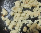 धारवाडी पेढे (Dharvadi Pedha Recipe In Marathi) रेसिपी स्टेप 2 फोटो 