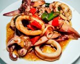 Foto langkah ke 4 dari resep Cumi Saos Mentega.