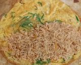 รูปขั้นตอนการทำที่ 6 ของ ซูชิข้าวผัดน้ำพริกไข่ชะอม