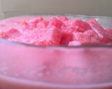 A picture of step 4 of Melon in milk.