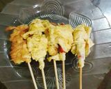 Foto langkah ke 6 dari resep Sate Telur Gulung Dadar.