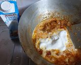 A picture of step 5 of Chicken Tikka Masala.