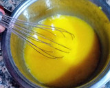 Foto del paso 5 de la receta: Yemas confitadas en almíbar de esencia almendras, canela y anís