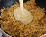 A picture of step 4 of Moong dal modak.