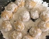 A picture of step 4 of Lemon Crinkle Cookies.
