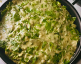 Foto del paso 2 de la receta: TORTILLA DE ACELGA RELLENA CON QUESO FRESCO 🥘🧀🥯🍷🍽️🥞