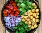 A picture of step 4 of Chickpea salad.