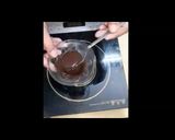 A picture of step 7 of Sweet coconut filled with glass pudding.