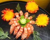 Hình bước làm 2 của món Tôm hấp nước dừa