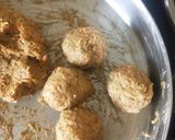 A picture of step 1 of Spicy Kofta Curry.