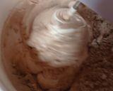 Foto langkah ke 3 dari resep Bolu Nutrijell Coklat Panggang.