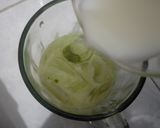 Foto langkah ke 7 dari resep Es Susu Matcha.