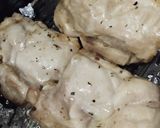 Foto del paso 3 de la receta: Muslitos de pollo 🍗 en airfryer