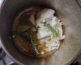 Foto del paso 2 de la receta: Codillo de cerdo guisado