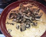 Foto del paso 6 de la receta: Pechugas de Pollo sobre pasta al Chipotle  Sonorense