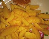 A picture of step 3 of Fried Irish potatoes.