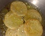 A picture of step 8 of Lacchedar Mathri (currypatte flavour).