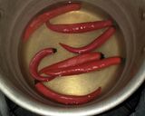Foto langkah ke 2 dari resep Telur bulat bumbu merah (telurnya tanpa digoreng).
