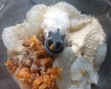 Foto langkah ke 1 dari resep Bola Udang Ayam isi Keju Mozarella.