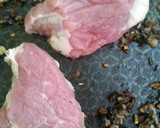 Foto del paso 5 de la receta: Filete al perejil con papas rústicas