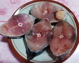 Foto langkah ke 2 dari resep Pindang Pegagan Ikan Tenggiri.
