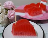 Foto langkah ke 4 dari resep Puding Lumut Merah Putih.