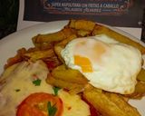 Foto del paso 11 de la receta: Una Súper Napolitana con Fritas a Caballo #MundialdelaMilanesa