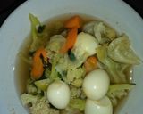 Foto langkah ke 6 dari resep Sayur SOP telor puyuh.
