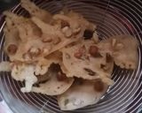 Foto langkah ke 3 dari resep Rempeyek kacang tanah.