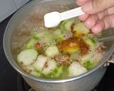 Foto langkah ke 5 dari resep Sop Oyong Wortel.