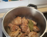Foto del paso 3 de la receta: Pollo en salsa de verduras