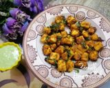A picture of step 2 of Tawa Paneer.