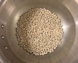 A picture of step 1 of White Bean Dip.