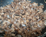 Foto del paso 4 de la receta: Espaguetis con champiñones al ajillo picantes