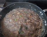 A picture of step 3 of Ragi Rava Upma.