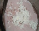 Foto langkah ke 2 dari resep Es Krim Stroberi.