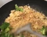 Foto langkah ke 3 dari resep Nasi Goreng Telor Dadar.