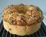 Foto langkah ke 9 dari resep Blueberry Streusel Bread.
