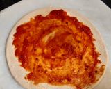 A picture of step 3 of Pizza parantha.