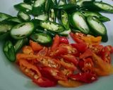 Foto langkah ke 1 dari resep Kikil kecap pedas enak.