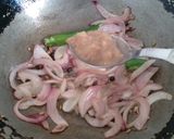 முட்டை தக்காளி கிரேவி(Muttai thakkali gravy recipe in tamil) ரெசிபி ஸ்டேப் 3 புகைப்படம்
