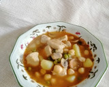 Foto del paso 9 de la receta: Pollo guisado con garbanzos