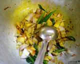 கலனி(அரிசி கலைந்த நீர்) புளிச்சாறு (Kalani pulisaru recipe in tamil) ரெசிபி ஸ்டேப் 2 புகைப்படம்