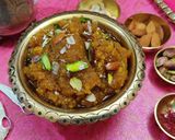 A picture of step 6 of Besan Halwa.