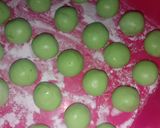 Foto langkah ke 2 dari resep Klepon Ketan Unti Kelapa Kenyal No Kapur Sirih.