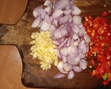 Foto langkah ke 1 dari resep Tumis sawi putih bakso.