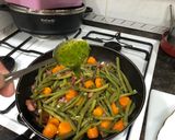 Foto del paso 6 de la receta: Judías verdes y zanahoria salteadas con jamón