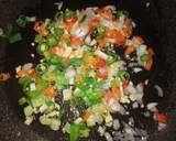 Nasi Gurih Daun Jeruk (Dengan Telur Ceplok Pedas Saus Tiram) langkah memasak 4 foto