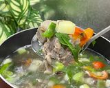 Foto langkah ke 7 dari resep Sop Tulang Iga Sapi.